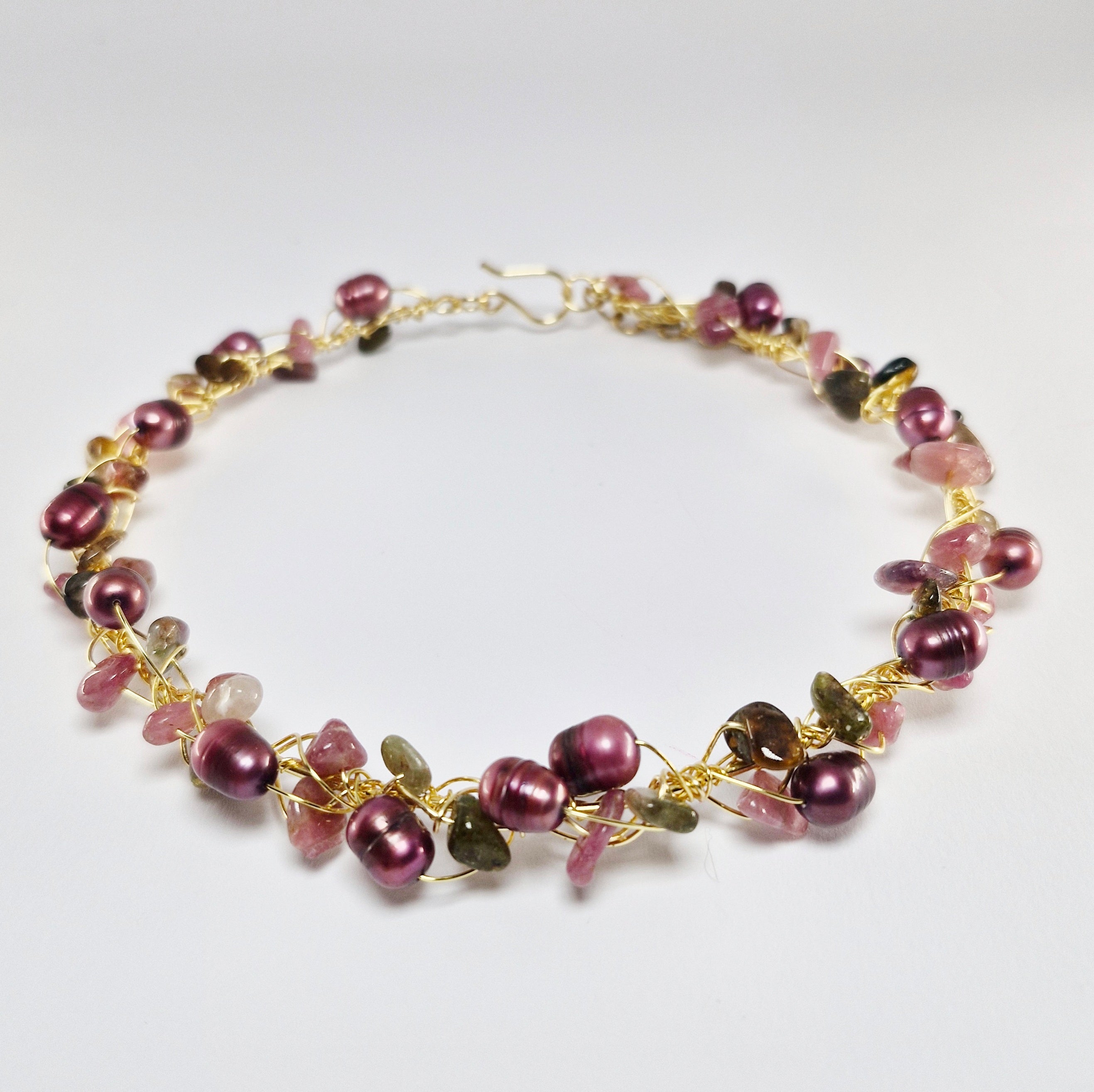 Choker Ethereal Glow