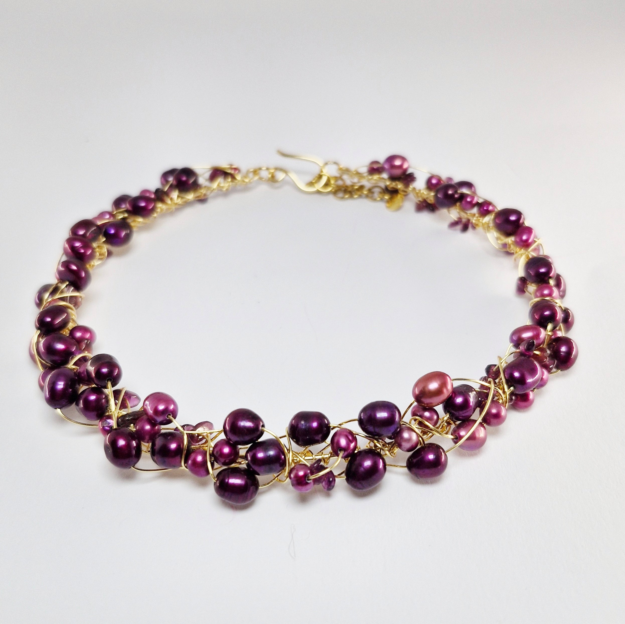 Choker Ethereal Glow