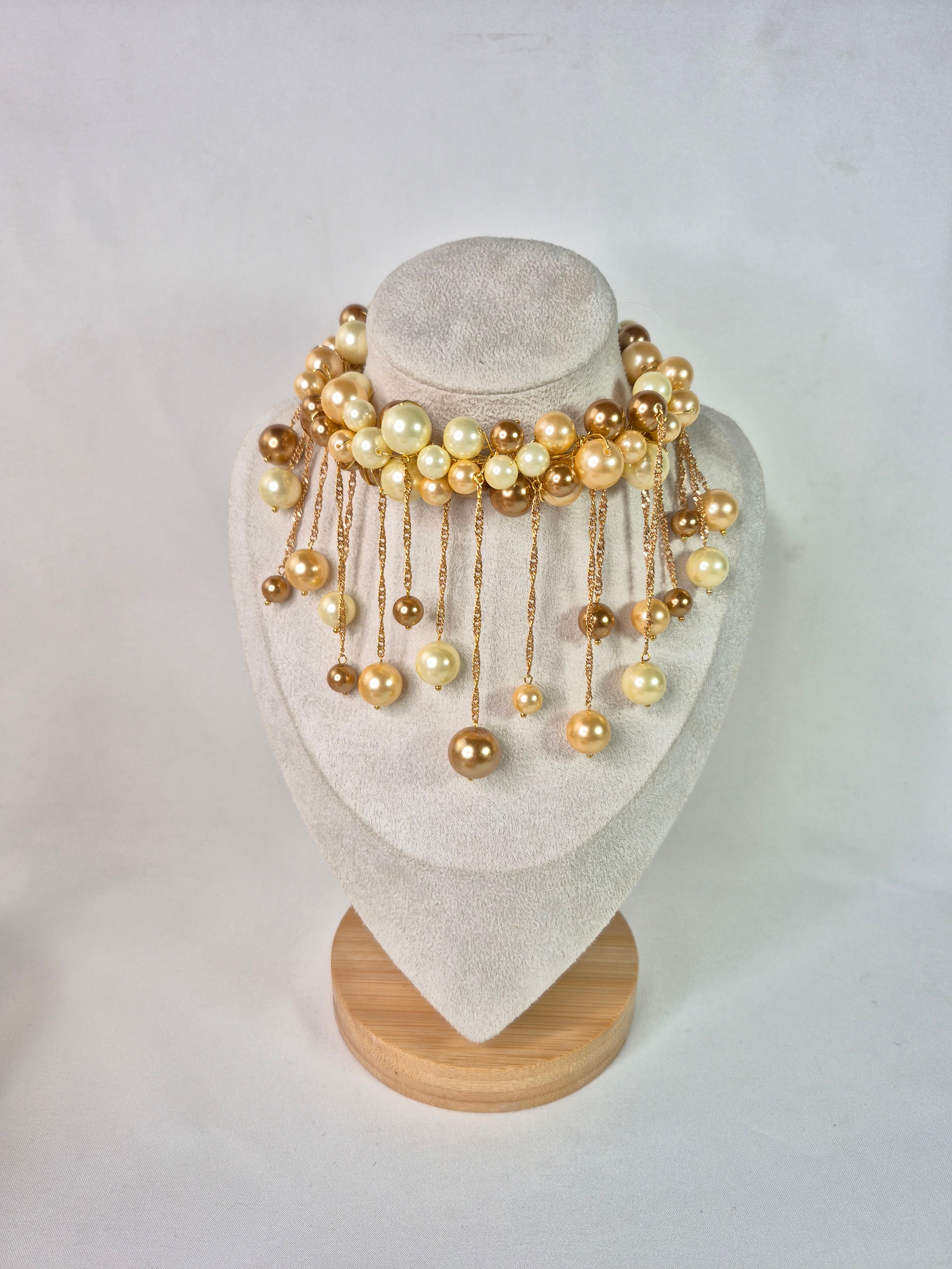 Perlas doradas Cubagua