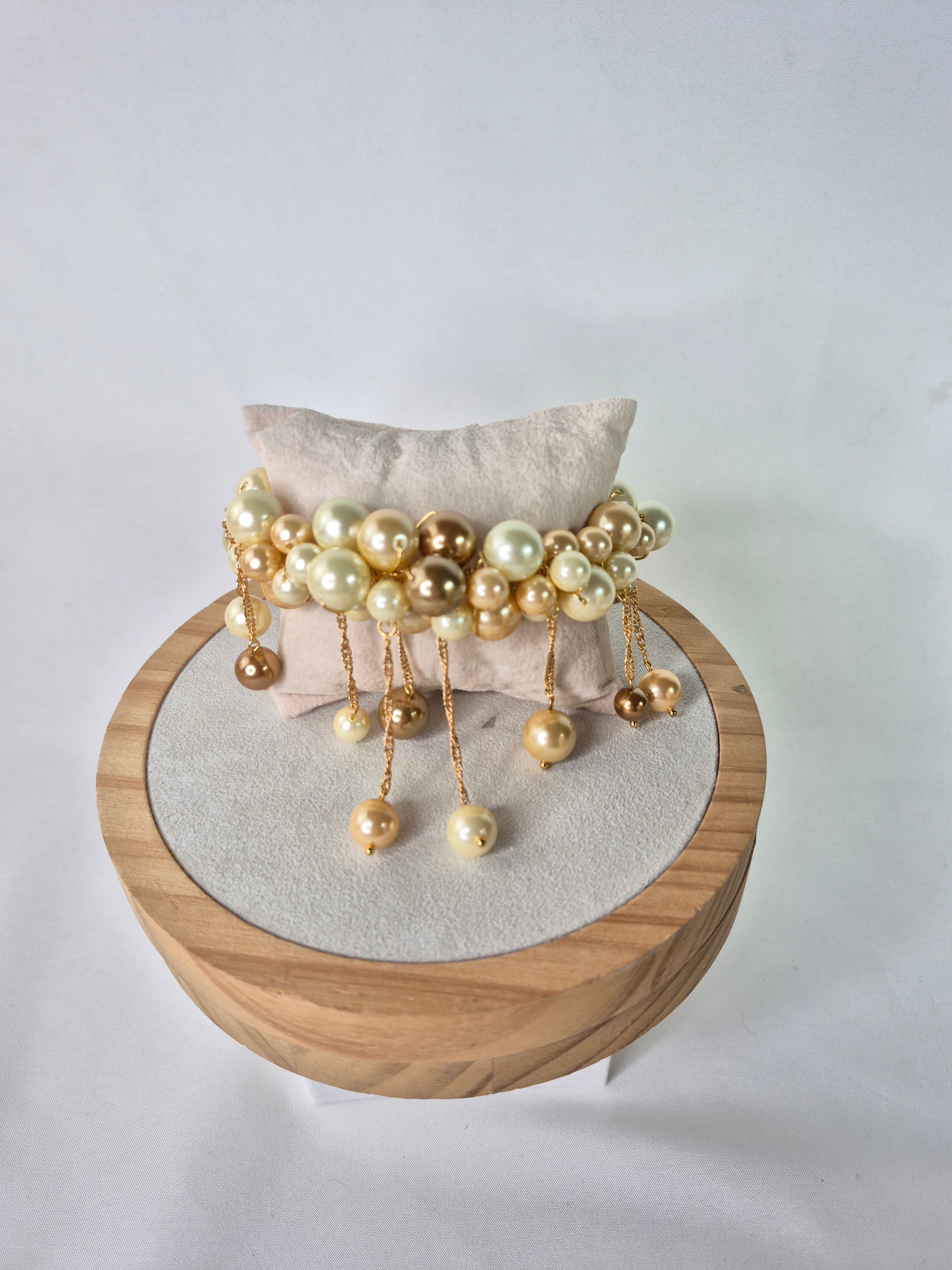 Perlas doradas Cubagua